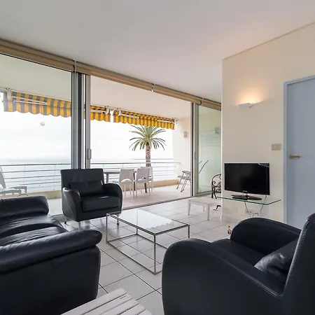 Apartment Eden Beach 1 *